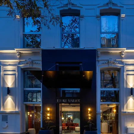 Etoile Maillot Hotel Paris