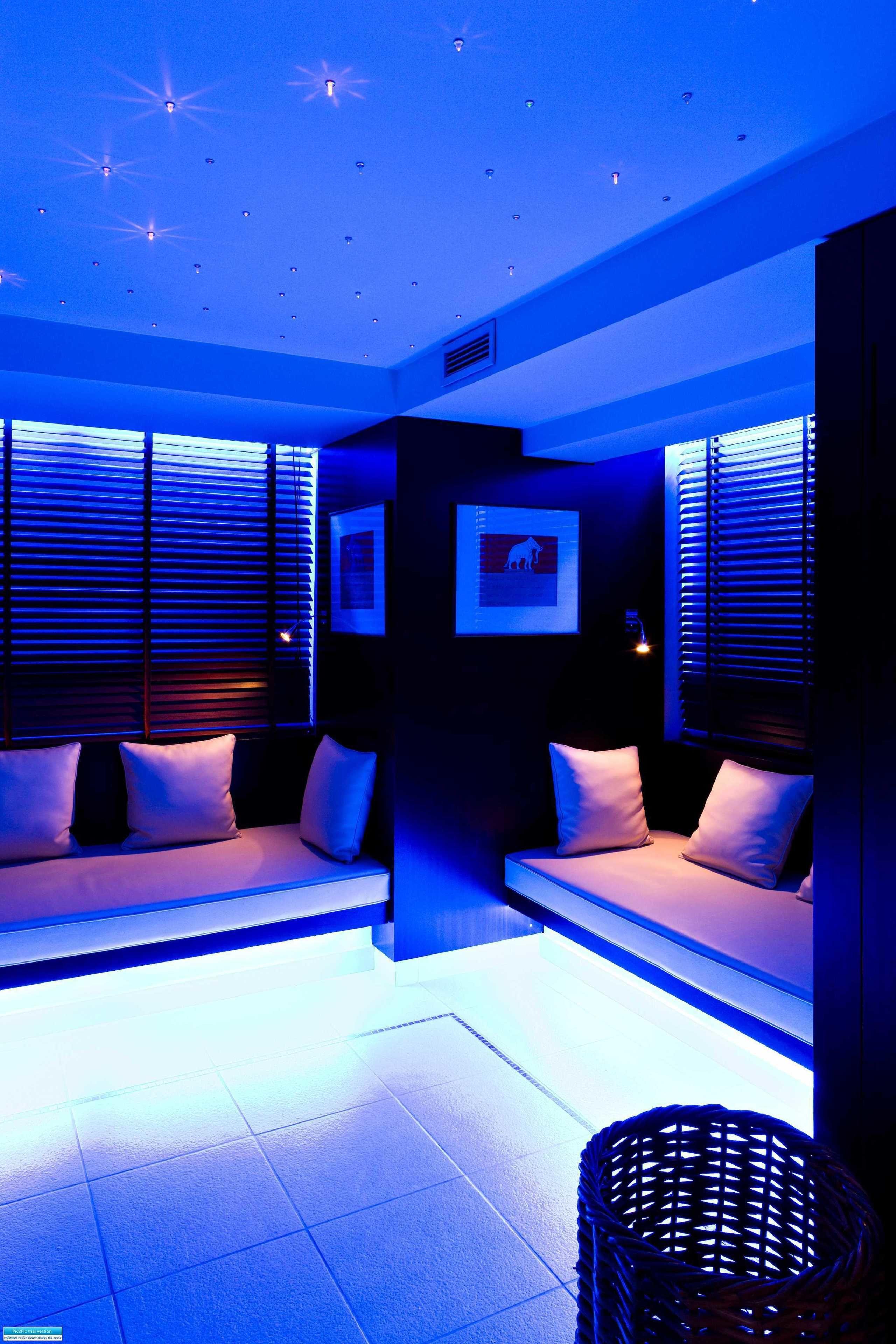 Etoile Maillot 4* Paris