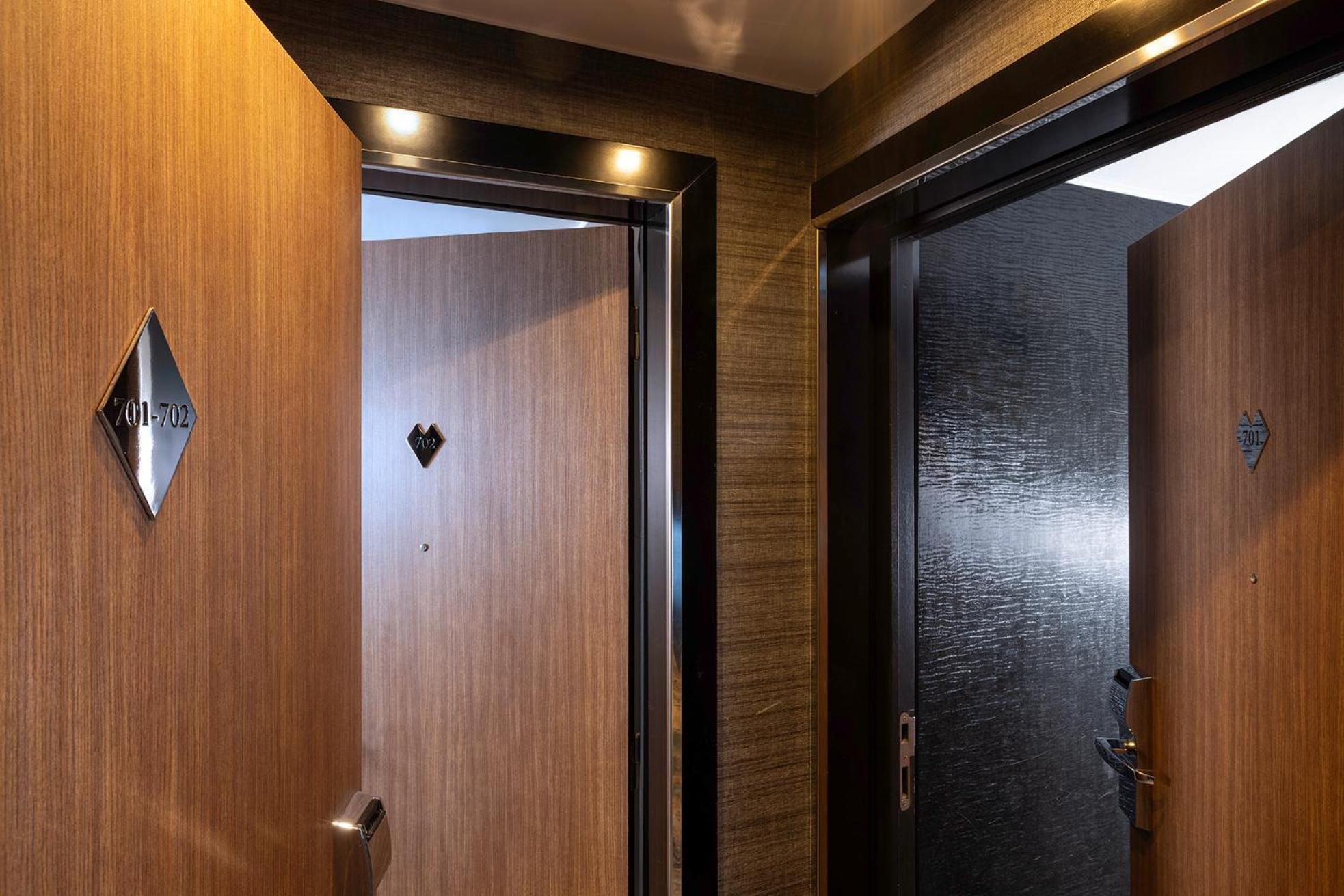 Etoile Maillot Hotel Paris