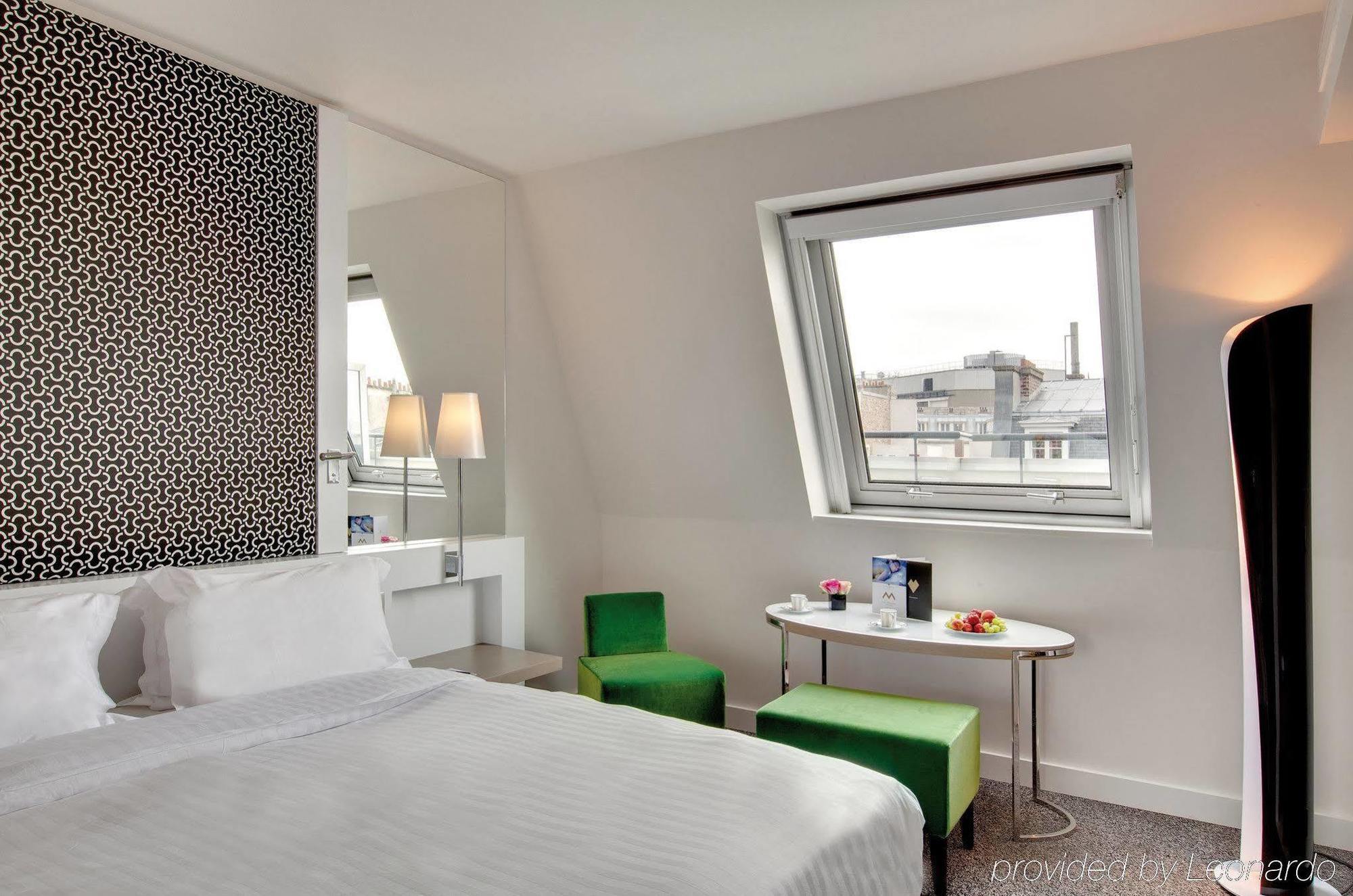 Etoile Maillot Paris